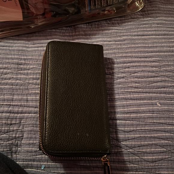 A Elle Tracy wallet - Picture 3 of 4